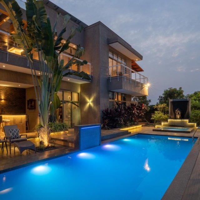 Luxury Villas For Rent