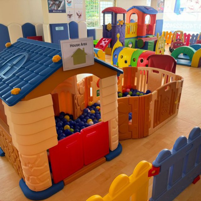 Footprints: Play School & Day Care, Preschool in Electronic City Phase 1